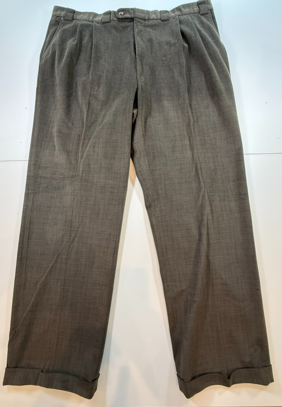 Jack Victor Conrad Men's Pleated and Cuffed Pants Sz 42 R